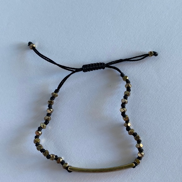 Set of 2 Black & Gold tone adjustable bracelets - Picture 7 of 11